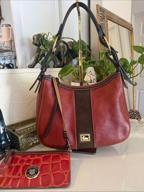 Dooney & Bourke Red florentino leather hobo  Bag with croc embroidered  Wristlet